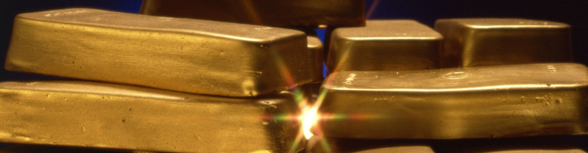 Understanding the Recent Gold Price Surge and the Performance of Gold Mining Shares